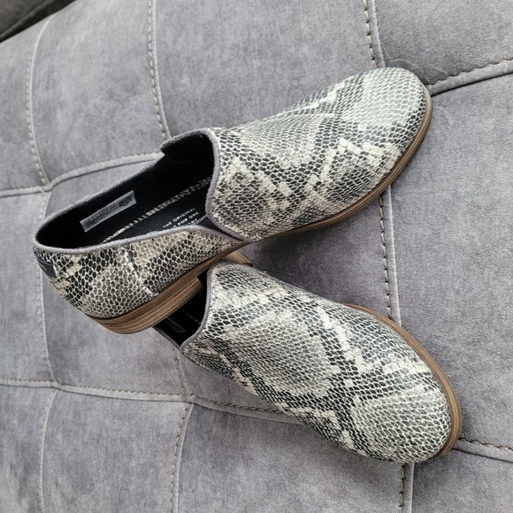 NEW TOMS Shaye Faux Snakeskin Shoes Size 7 - Picture 2 of 9